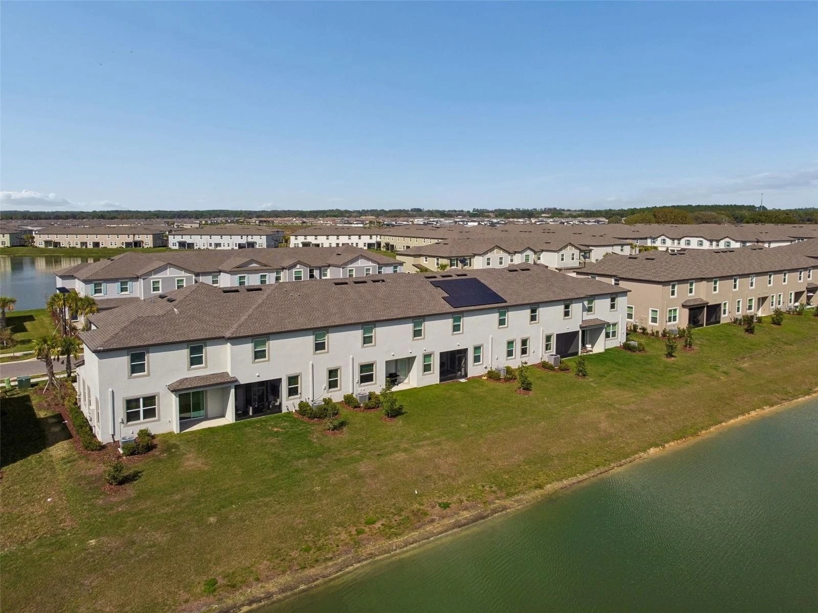 Mirada – The Townhomes photo 5