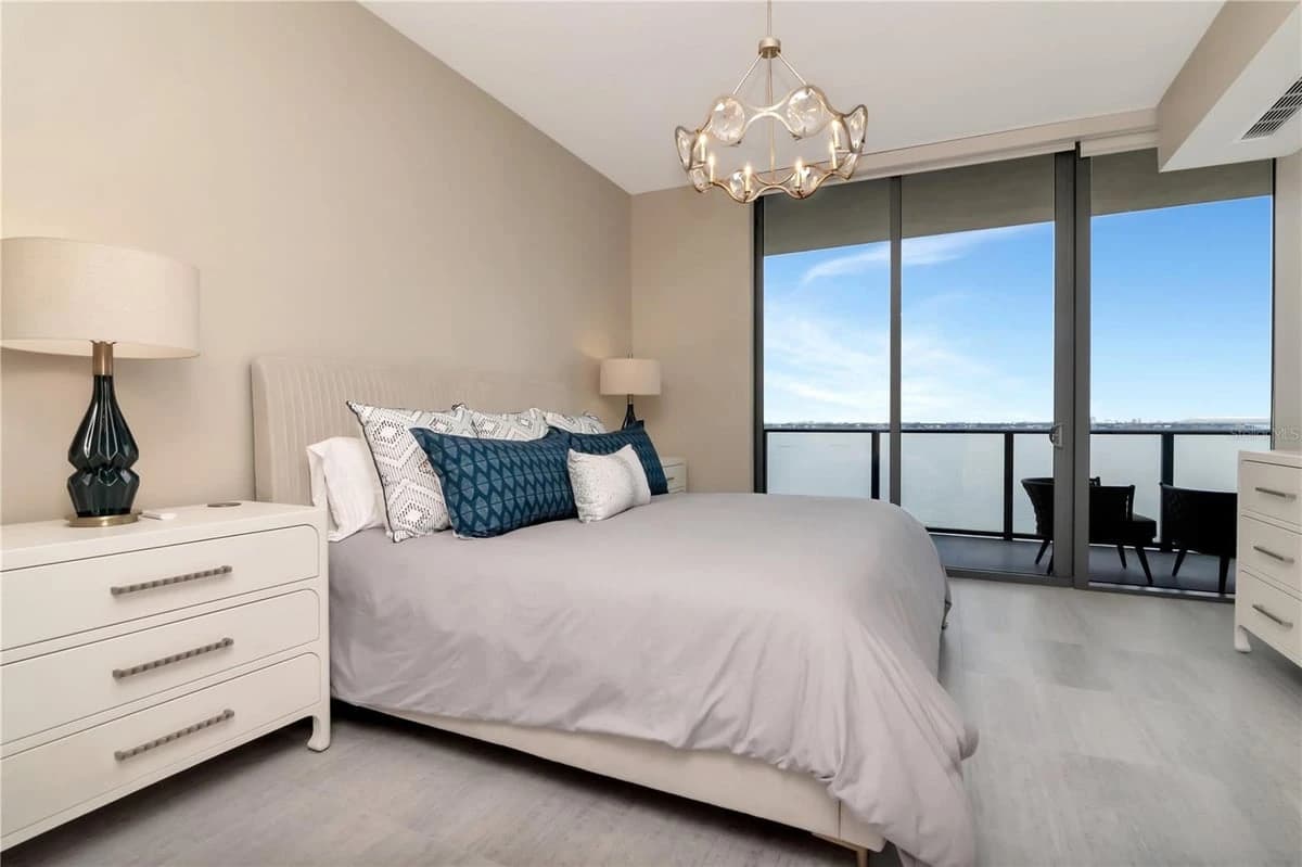 Ritz-Carlton Residences Tampa photo 6