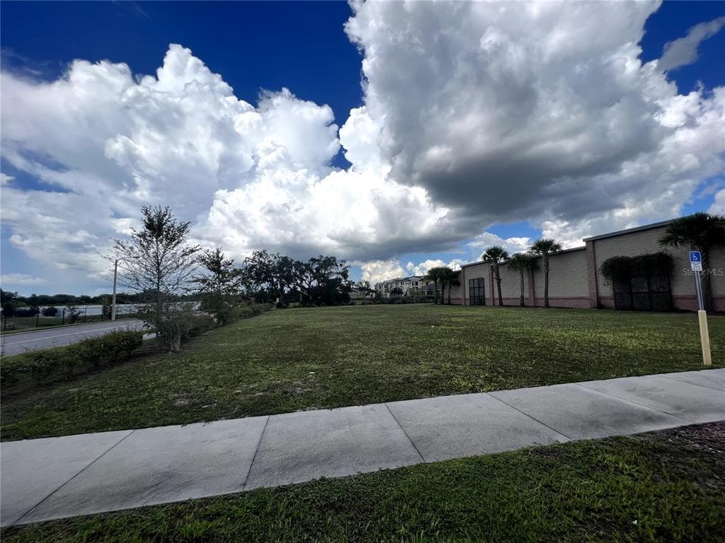 12249 Cortez Blvd photo 3