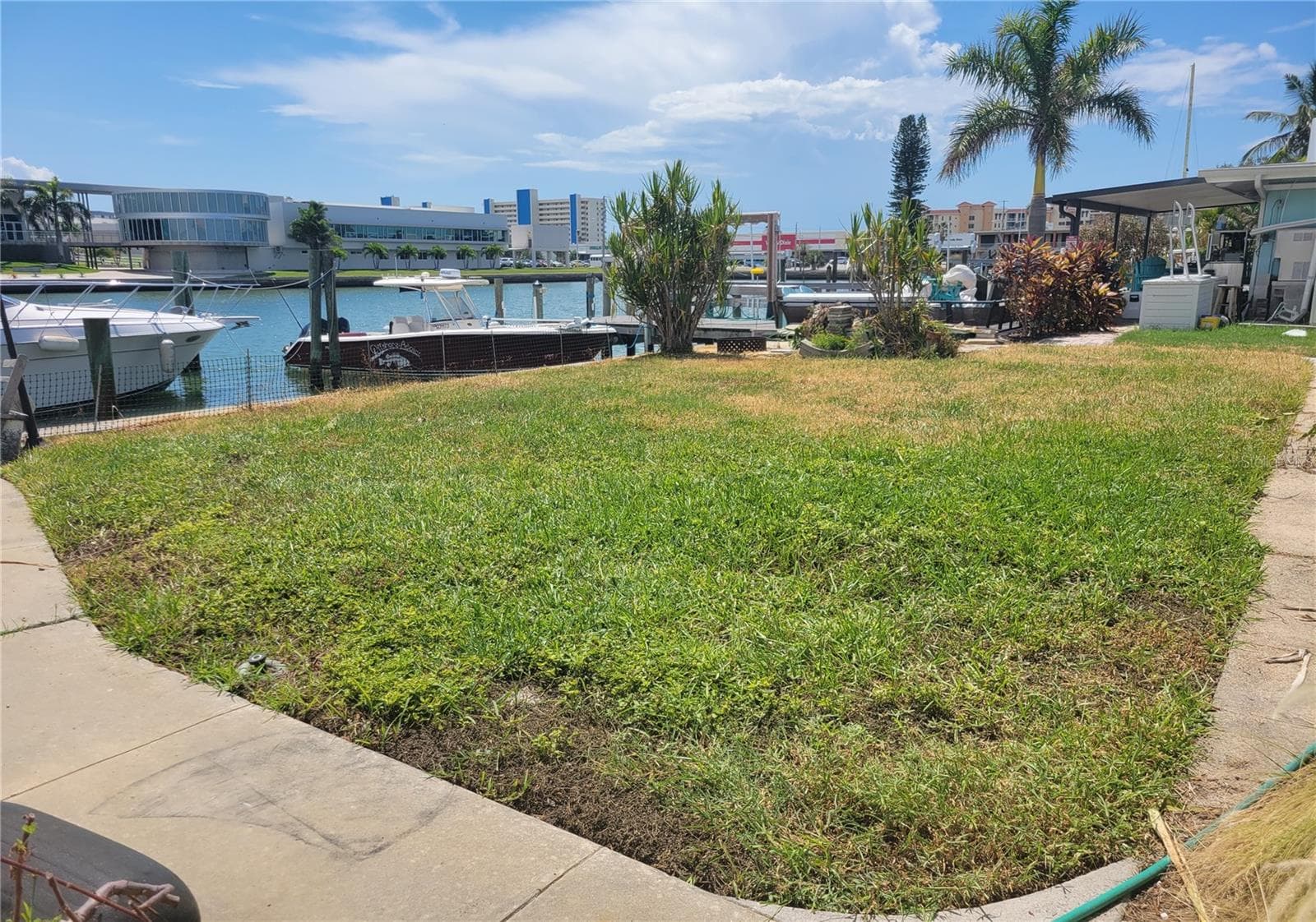 15318 Harbor Dr photo 3