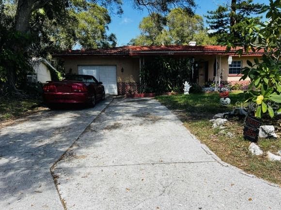 1942 Alton Dr
