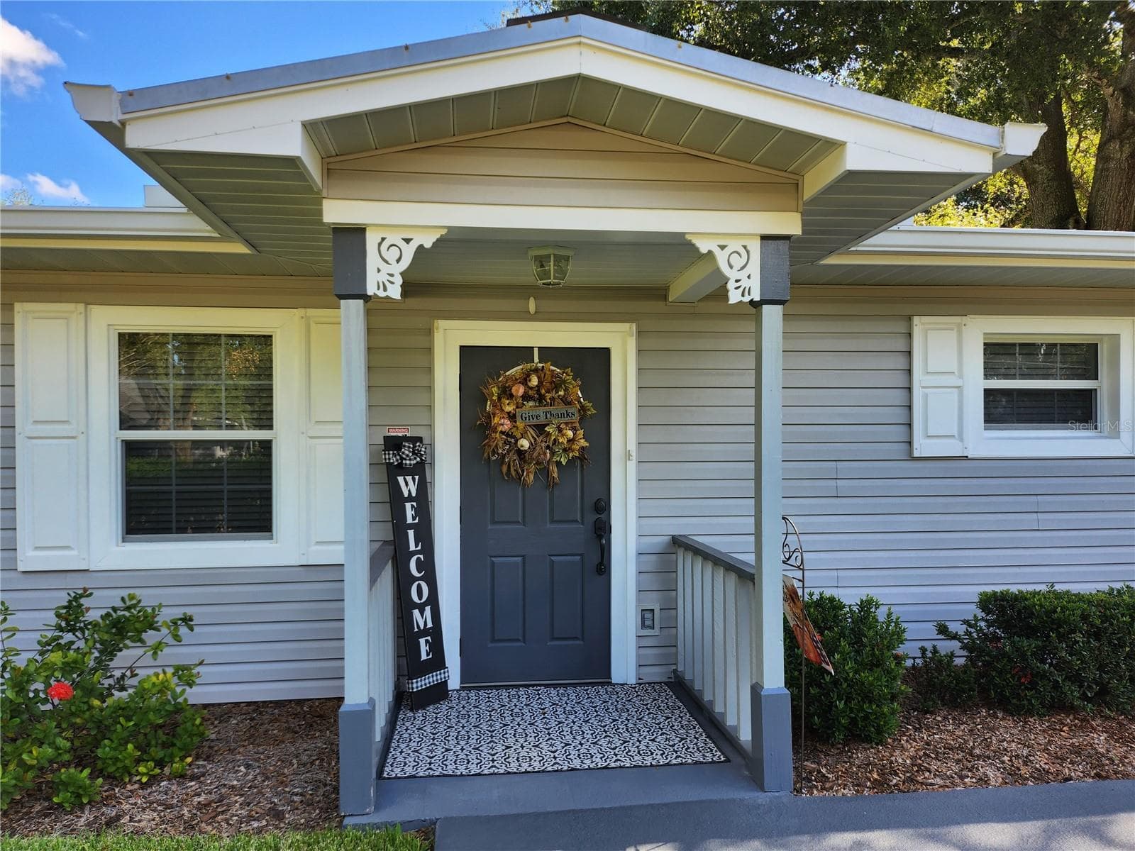 411 Bryan Rd