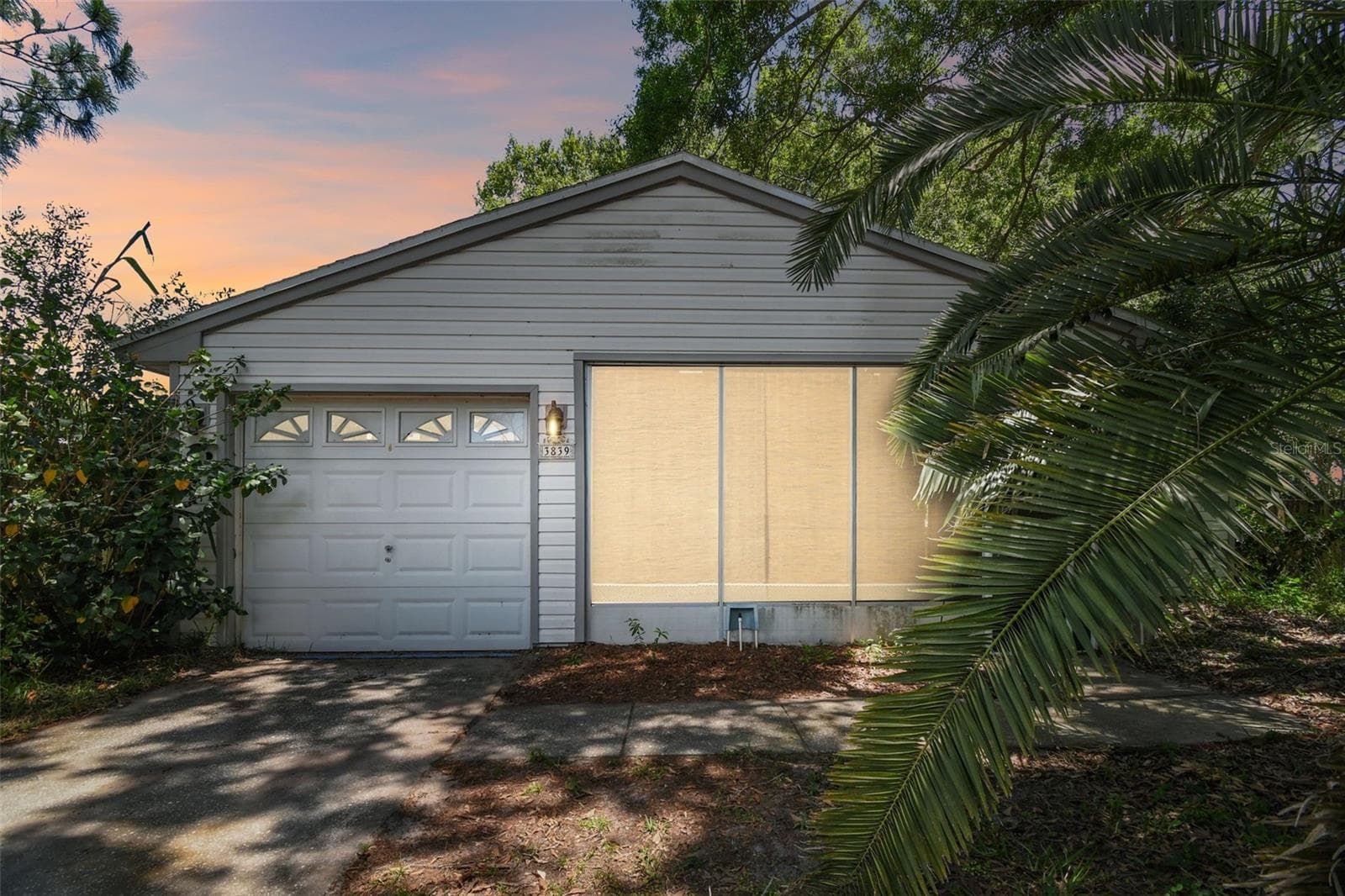 3839 Berkshire CT