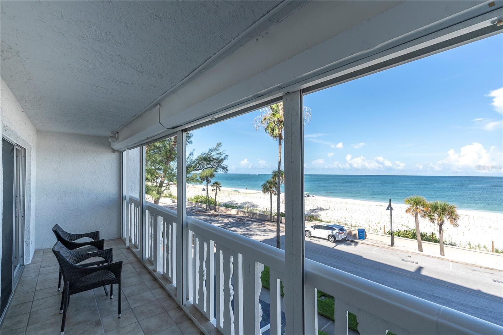 403 Gulf Way #302