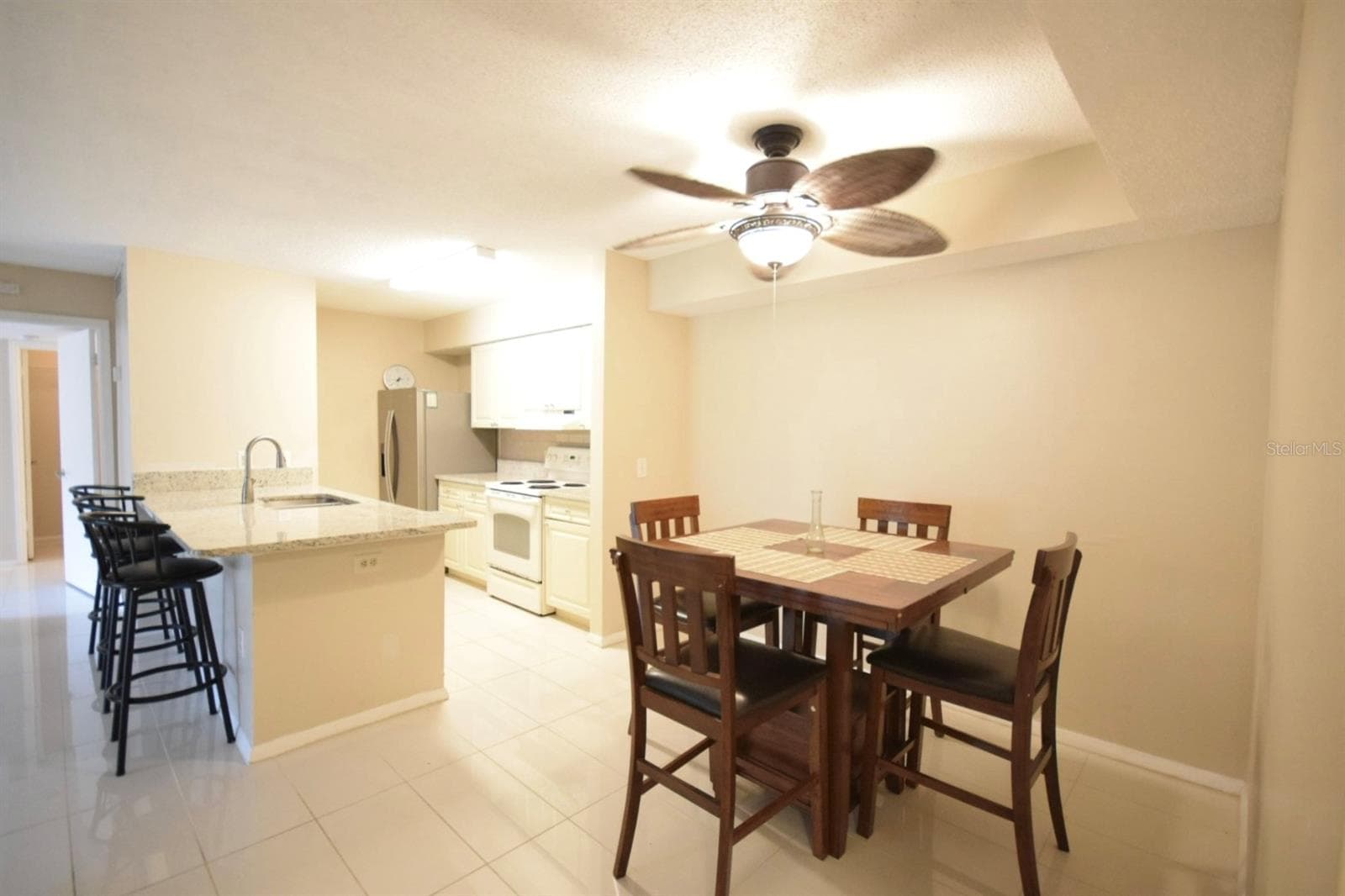 9481 Highland Oak Dr #1402 photo 5