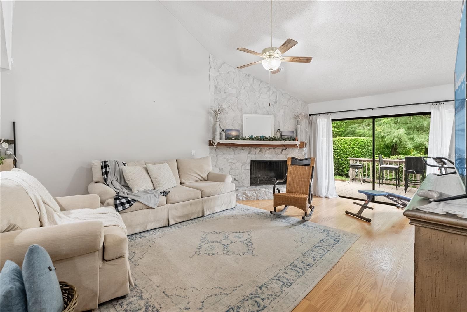 303 Old MILL Pond Rd #303 photo 3