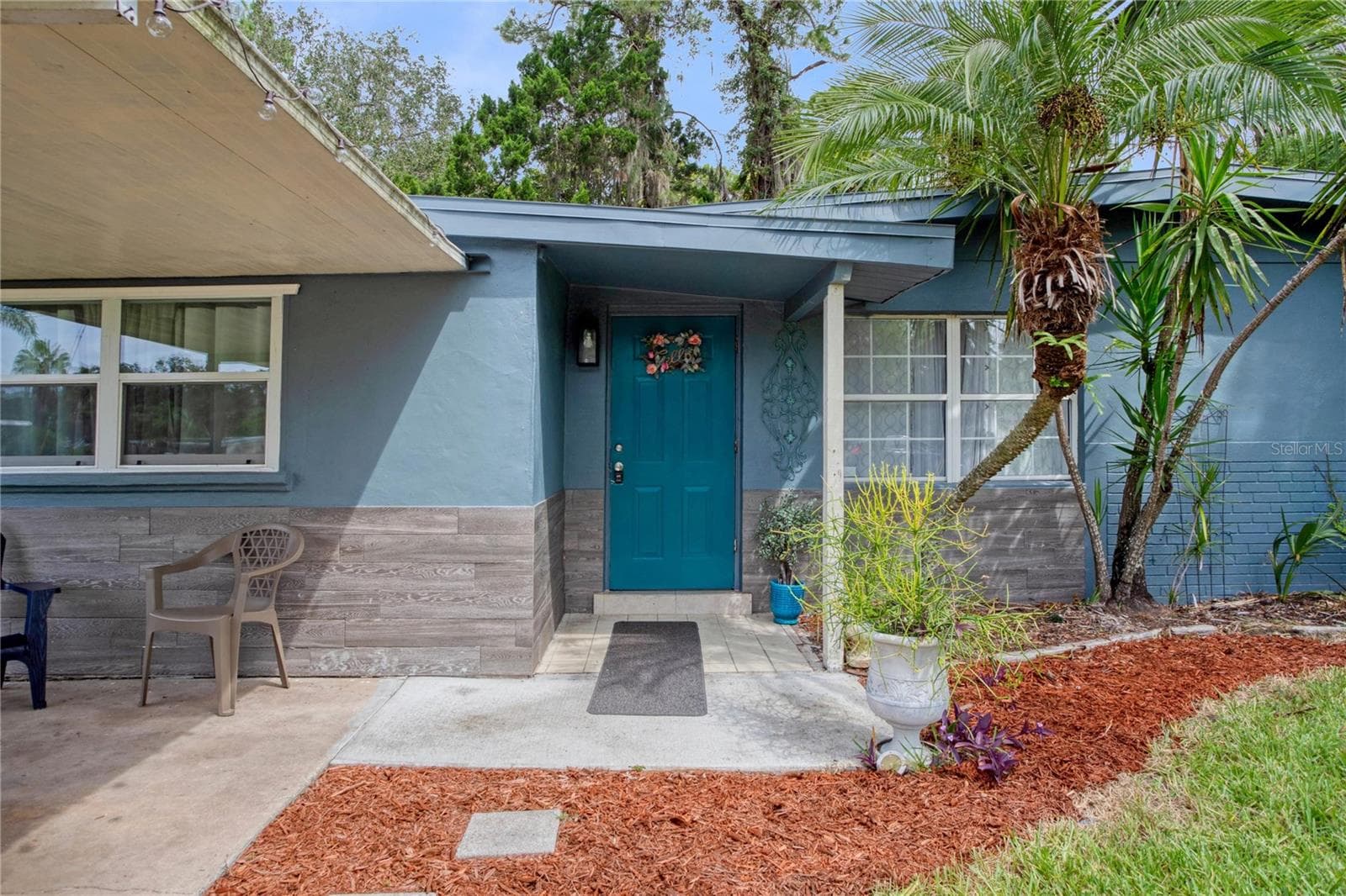7329 Royal Palm Dr photo 3