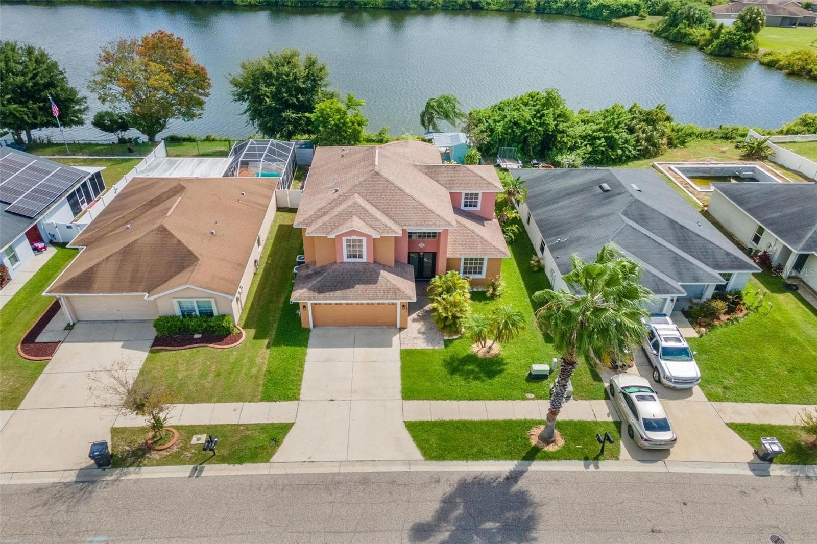 11302 Southwind Lake Dr