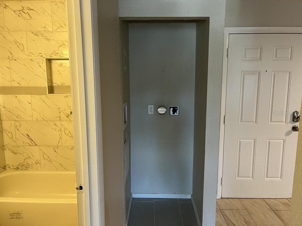 624 Golden Raintree Pl #624 photo 5