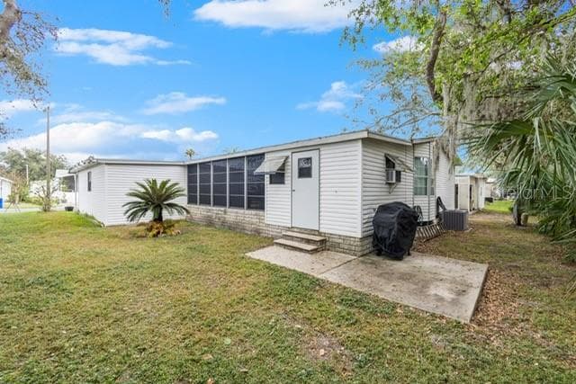 34124 Estates Ln photo 3
