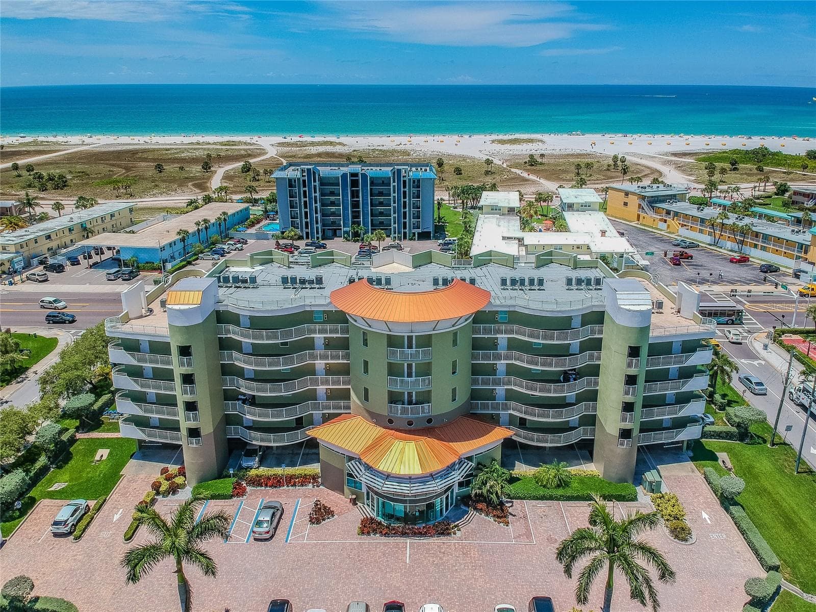 11605 Gulf Blvd #502