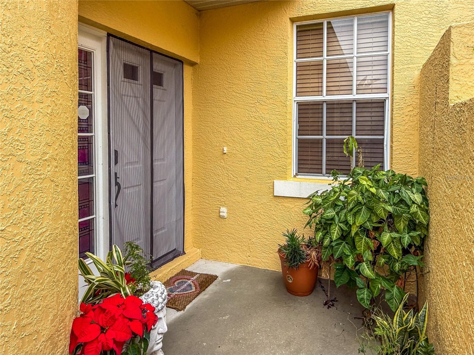 5715 Spanish Point CT photo 2