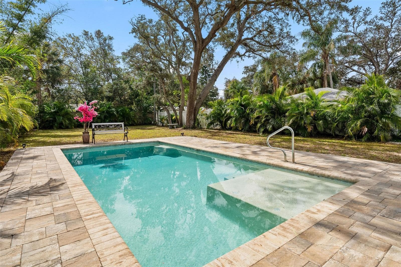 1061 Sedeeva St photo 3