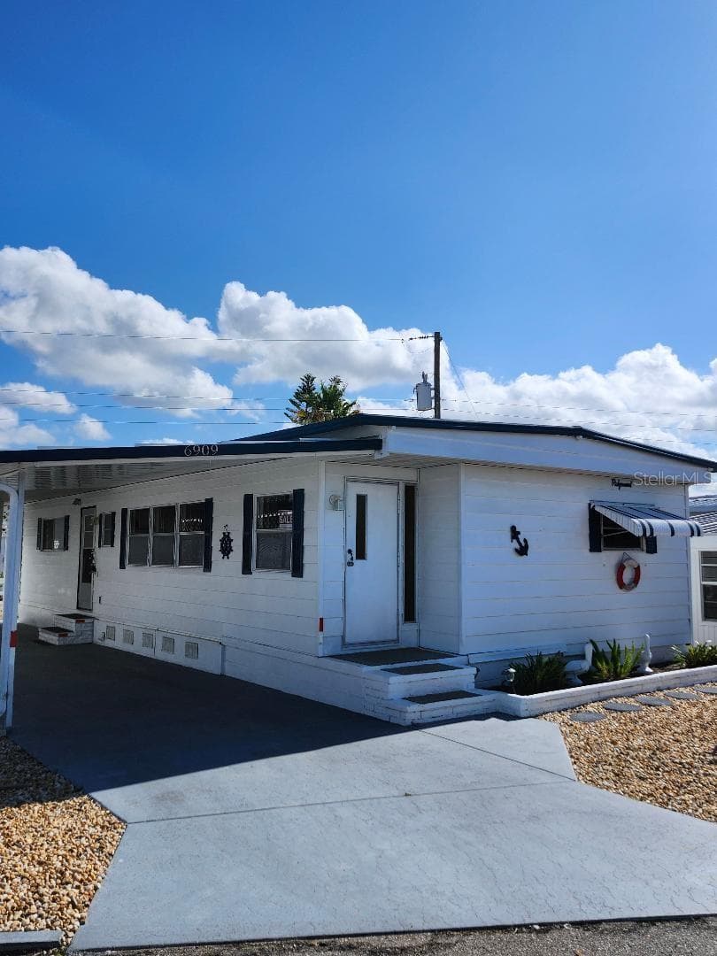 6909 E Bayou Ln photo 3