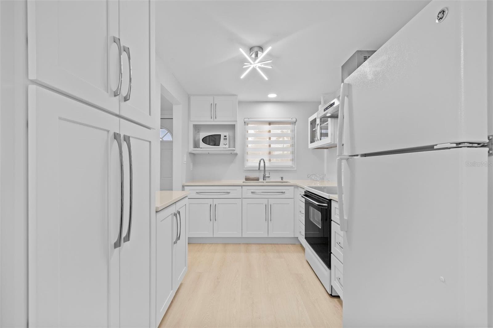 4126 Heron Way #B113 photo 3