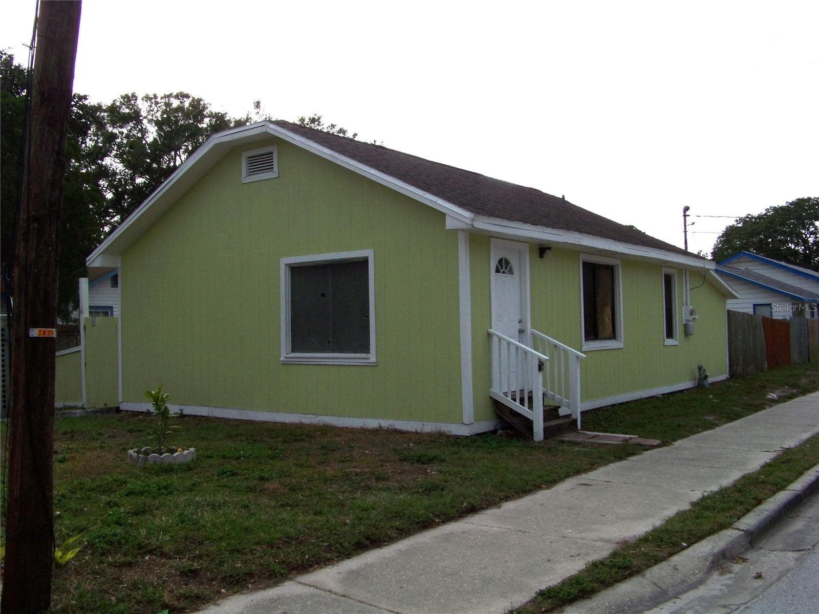 1554 Tilley Ave