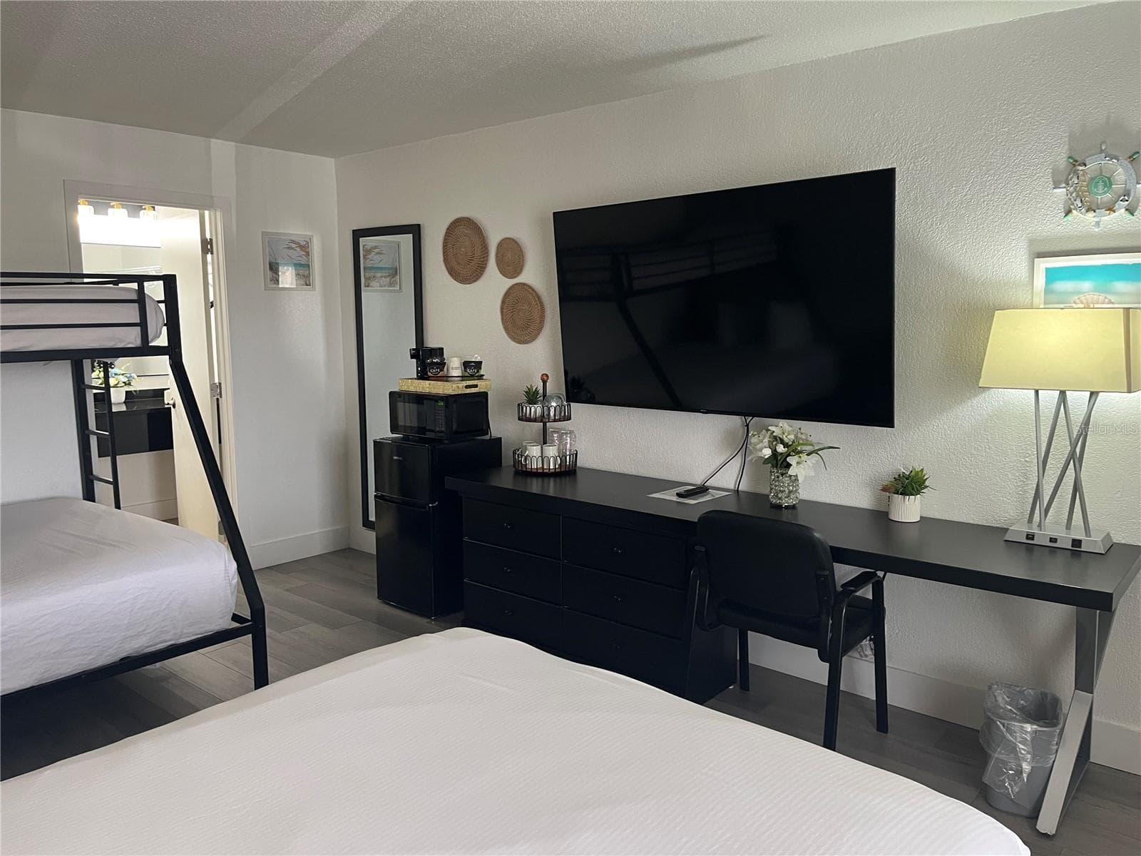 7150 N Tamiami Trl #S510 photo 4