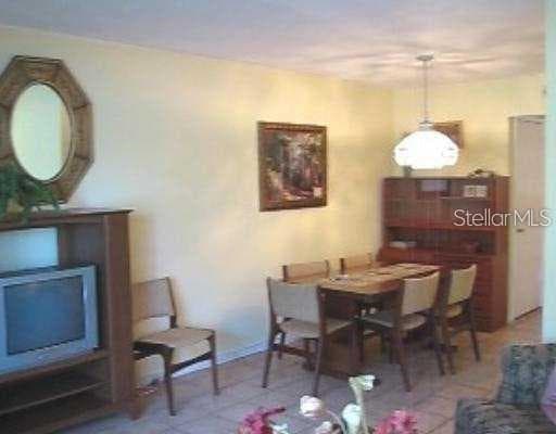 1345 Drew St #5 photo 3