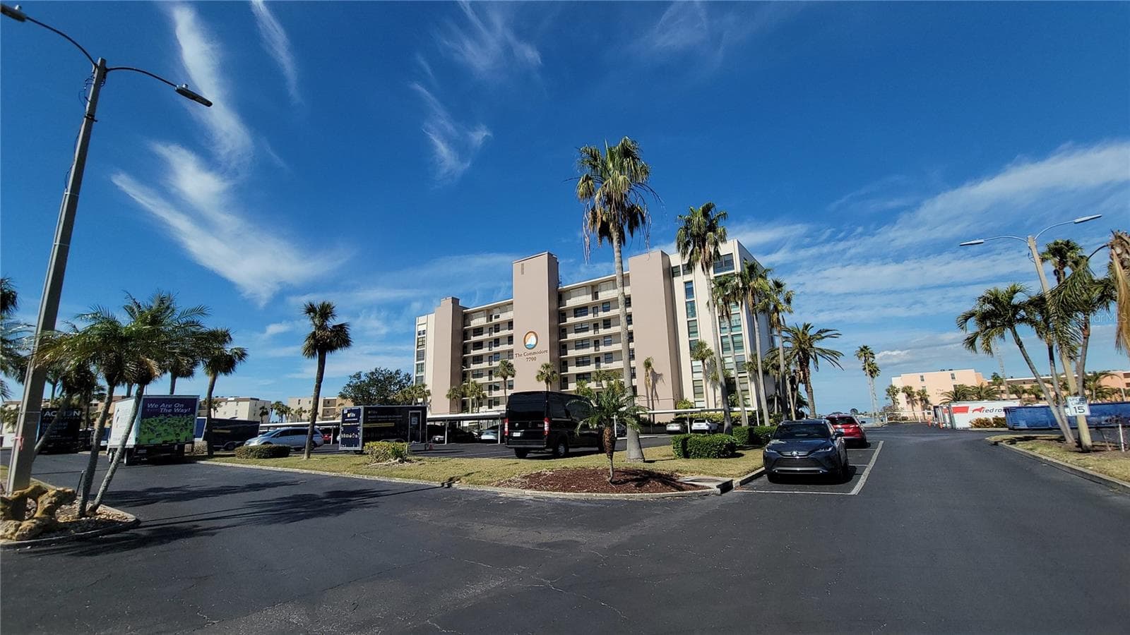 7700 Sun Island Dr S #608