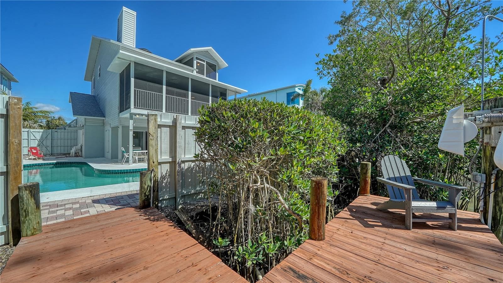 462 Island Cir photo 5