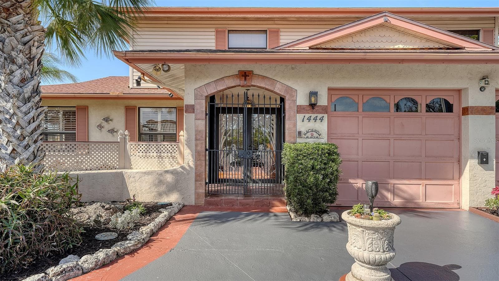 1444 Ridgewood Ln