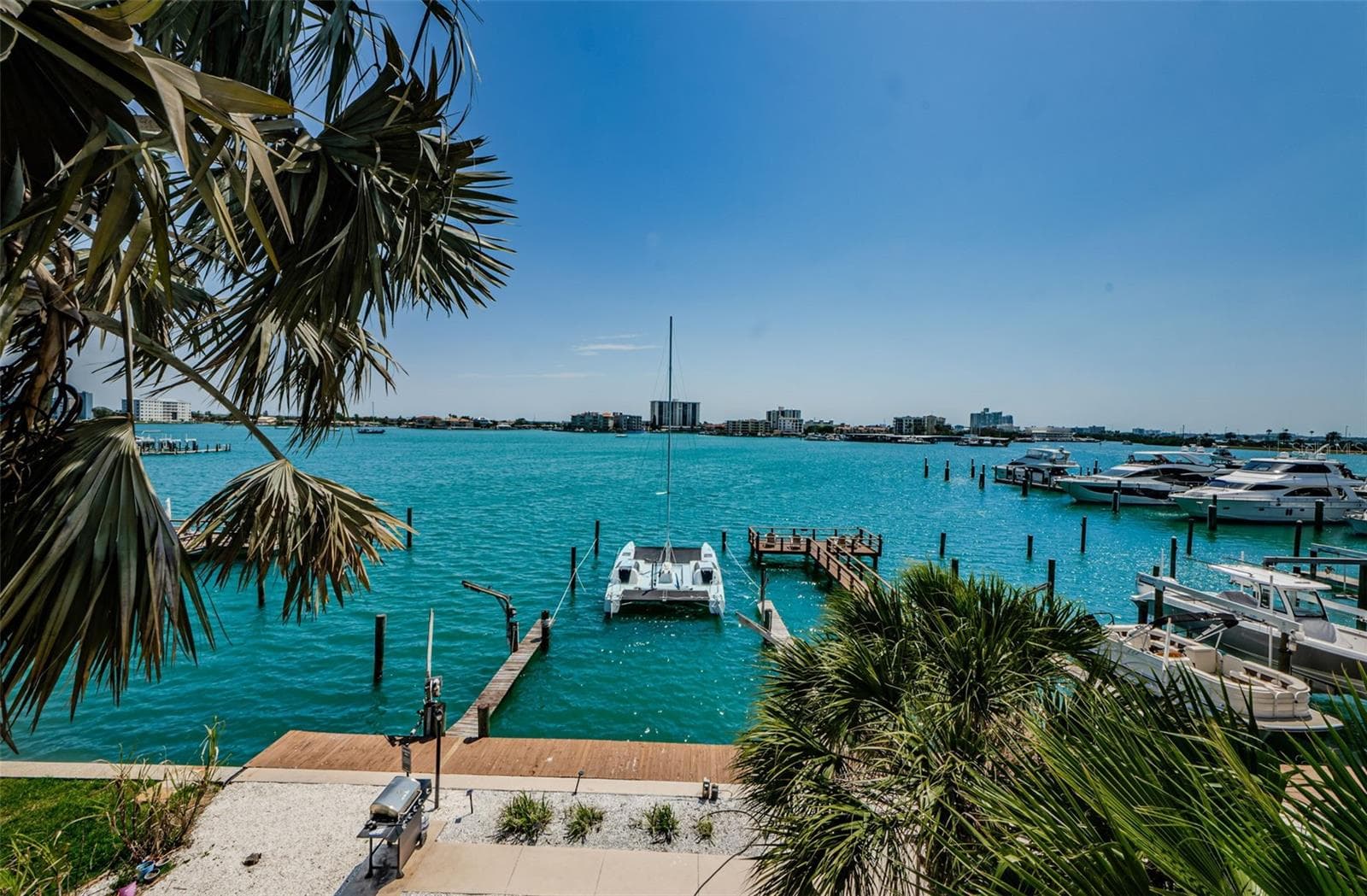 479 E Shore Dr #8