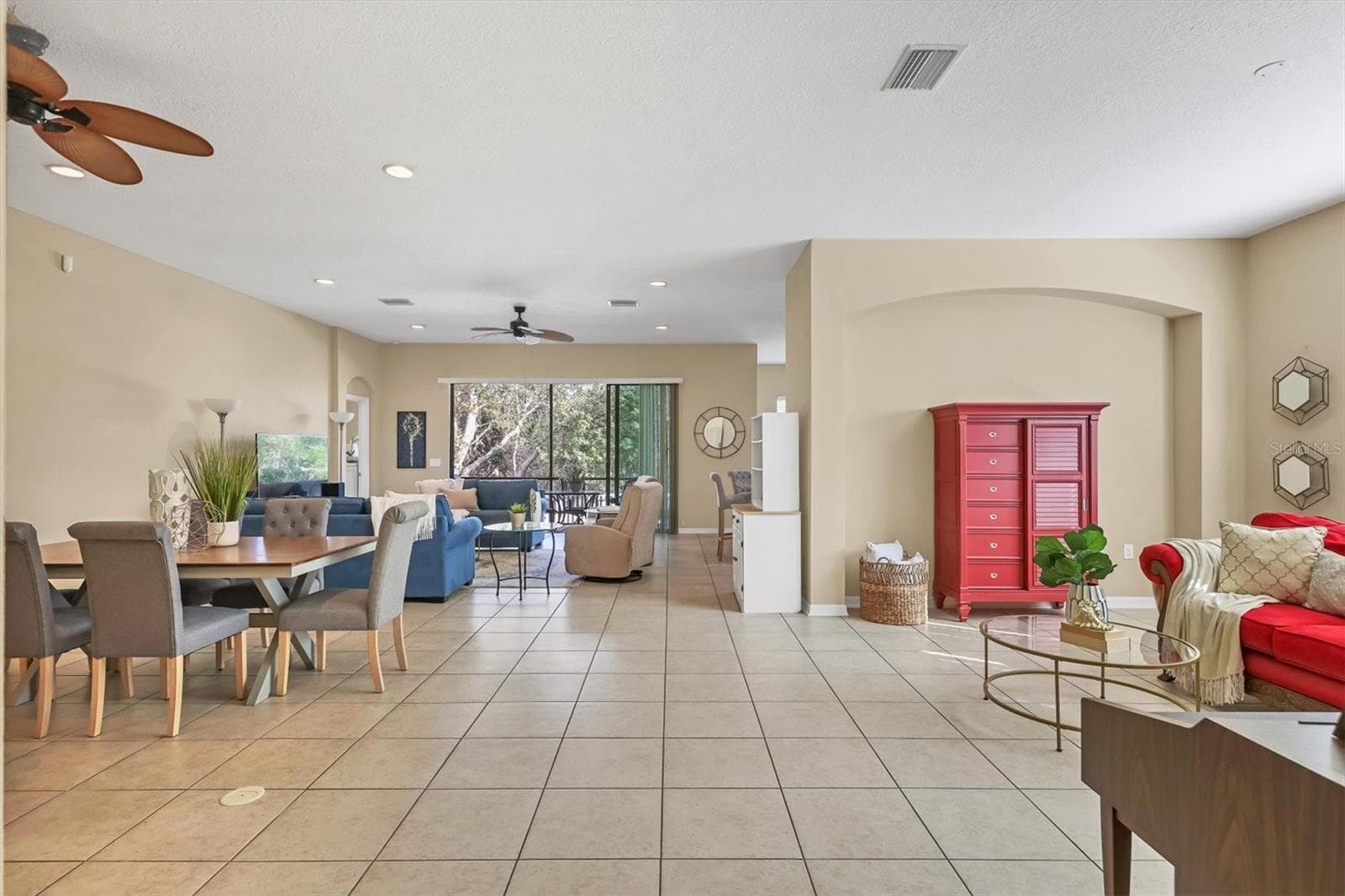 9214 Raes Creek Pl photo 3