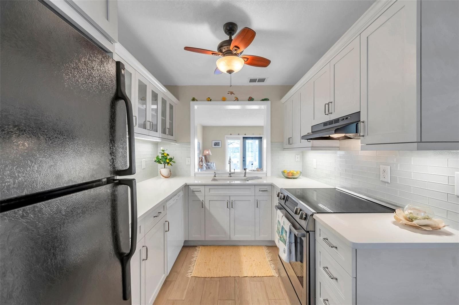 4766 Snook Dr SE photo 5