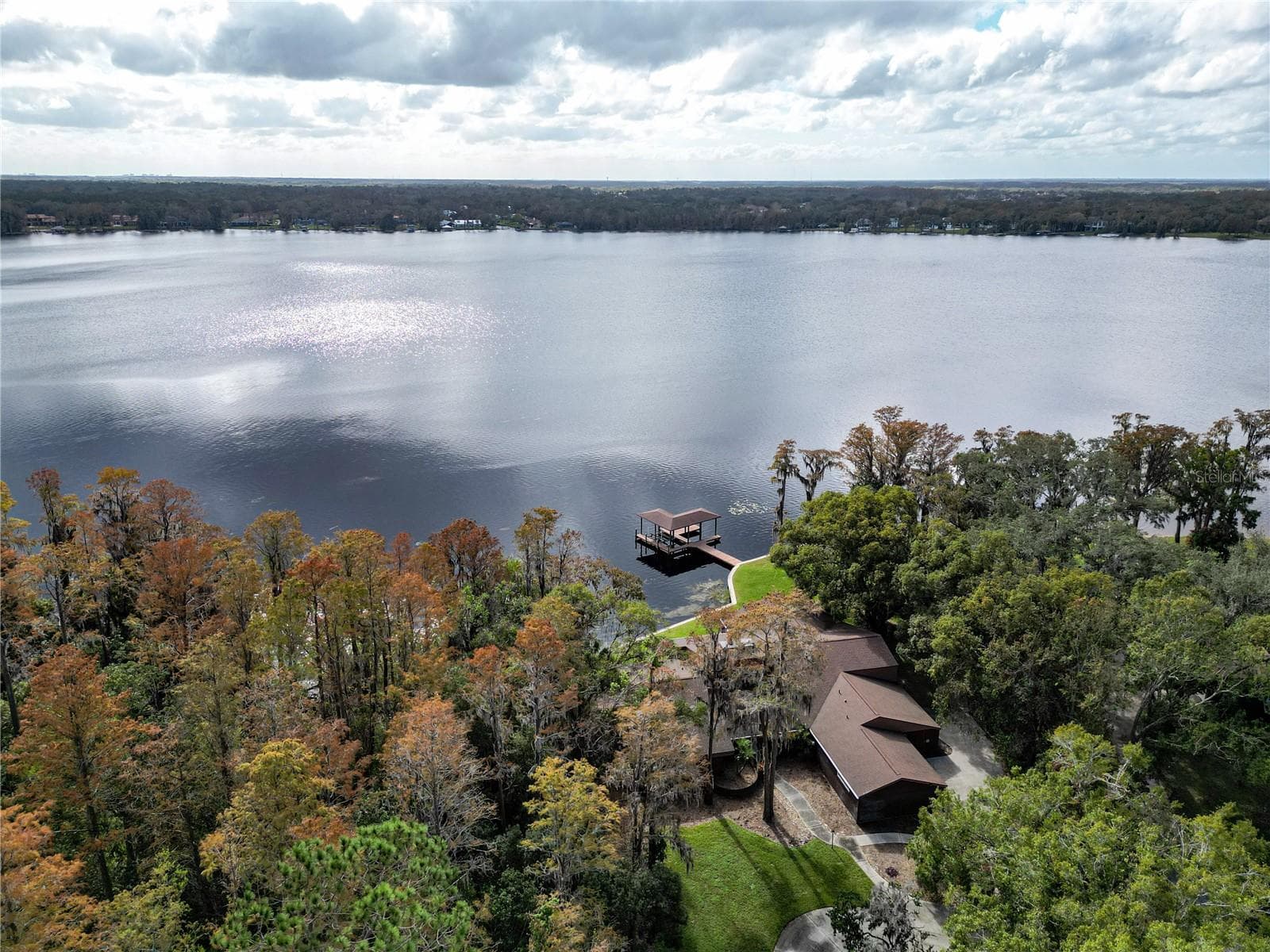18120 Wayne Rd photo 5