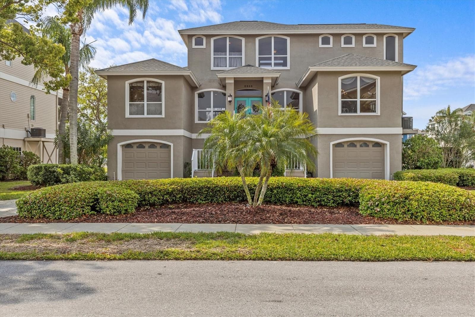 2050 N Pointe Alexis Dr
