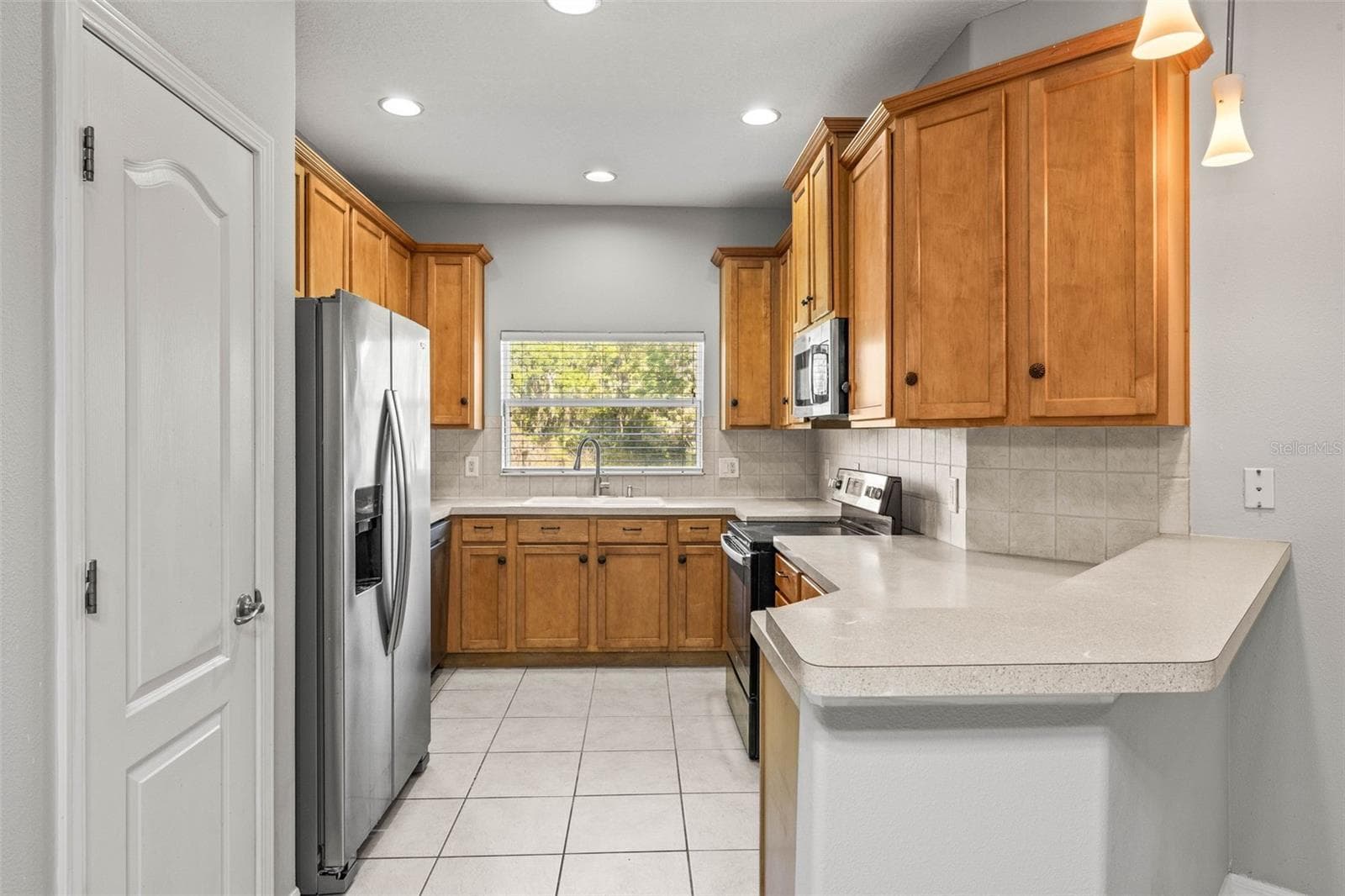 10418 Tulip Field Way photo 4
