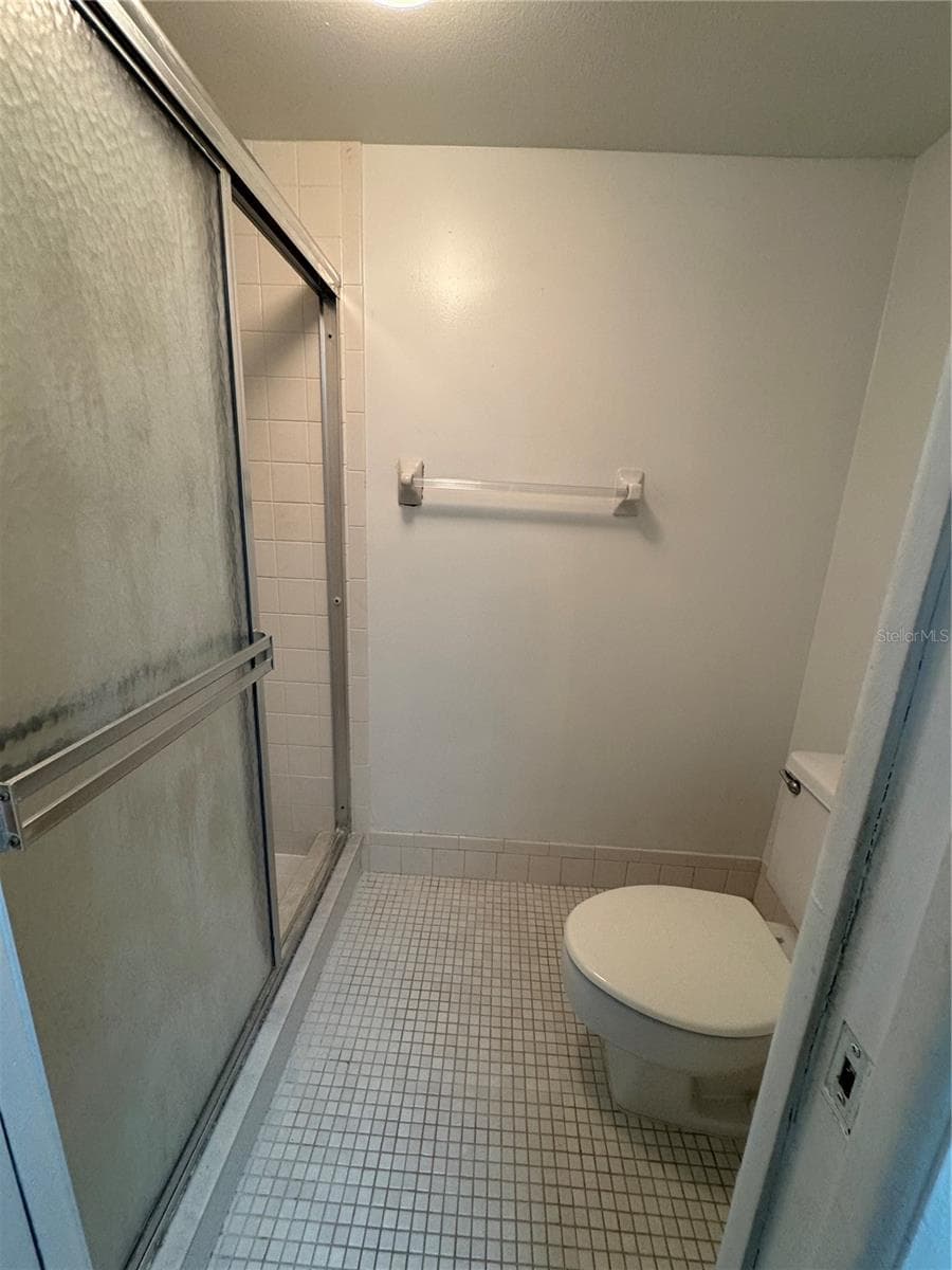 106 Lakeside CT photo 5