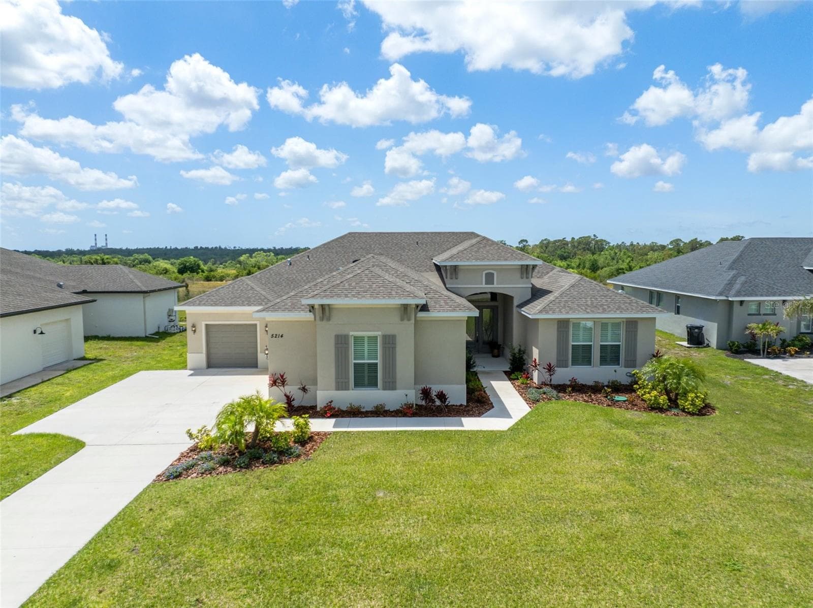5214 Lake Venice Dr