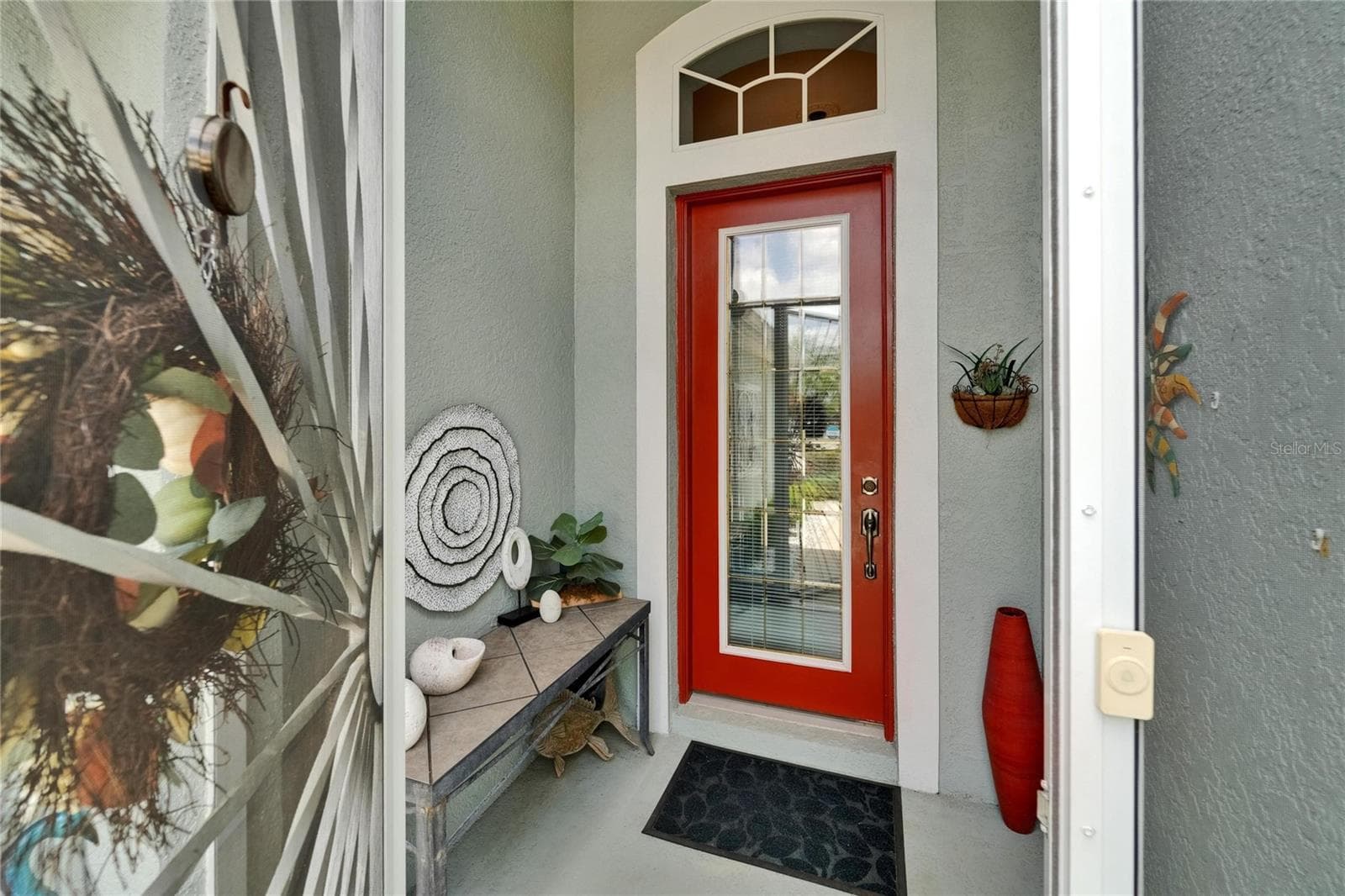 1102 Emerald Dunes Dr photo 3
