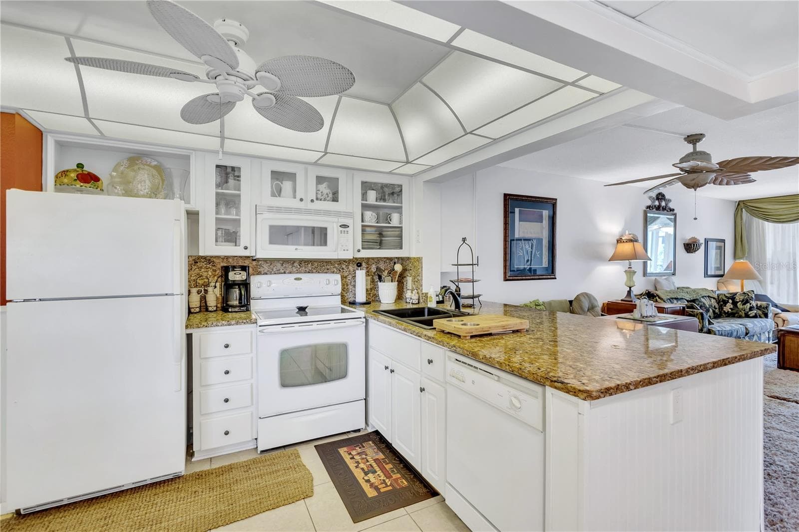 12300 Vonn Rd #1102 photo 4