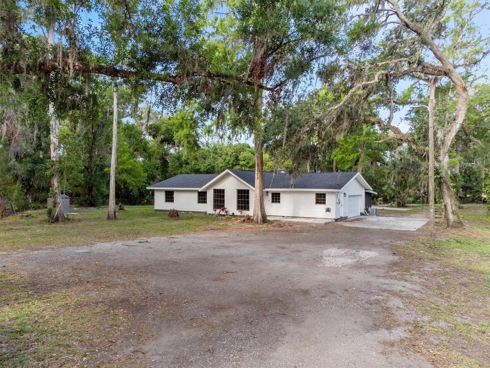 6005 Ike Smith Rd