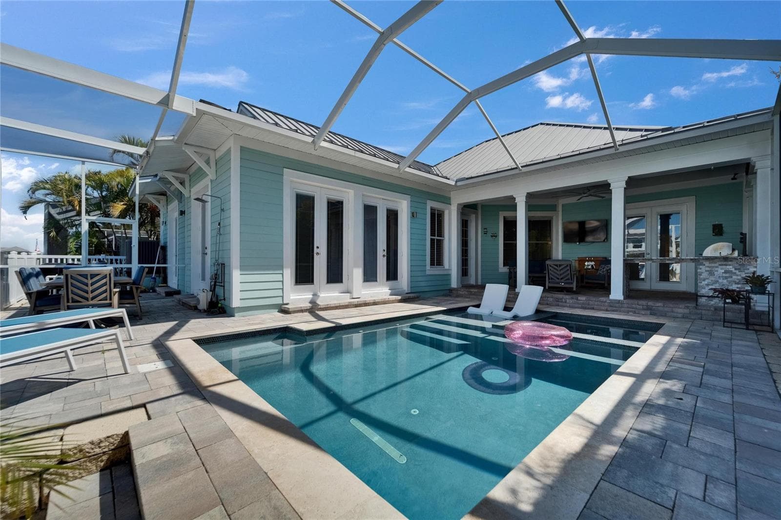 426 Islebay Dr photo 3