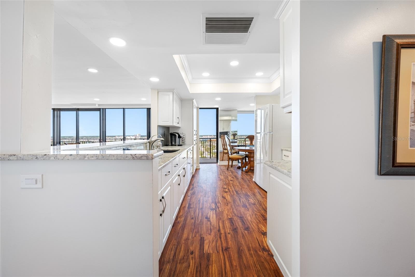 7600 Bayshore Dr #1206 photo 4