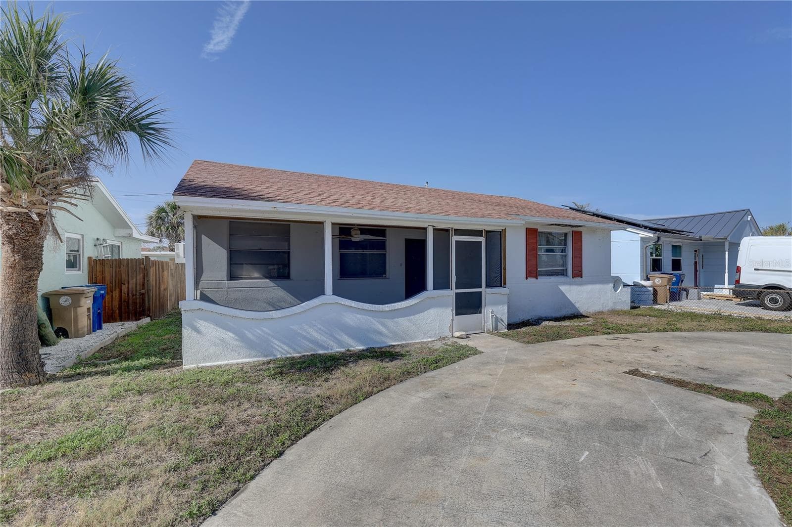 440 S Bayshore Dr