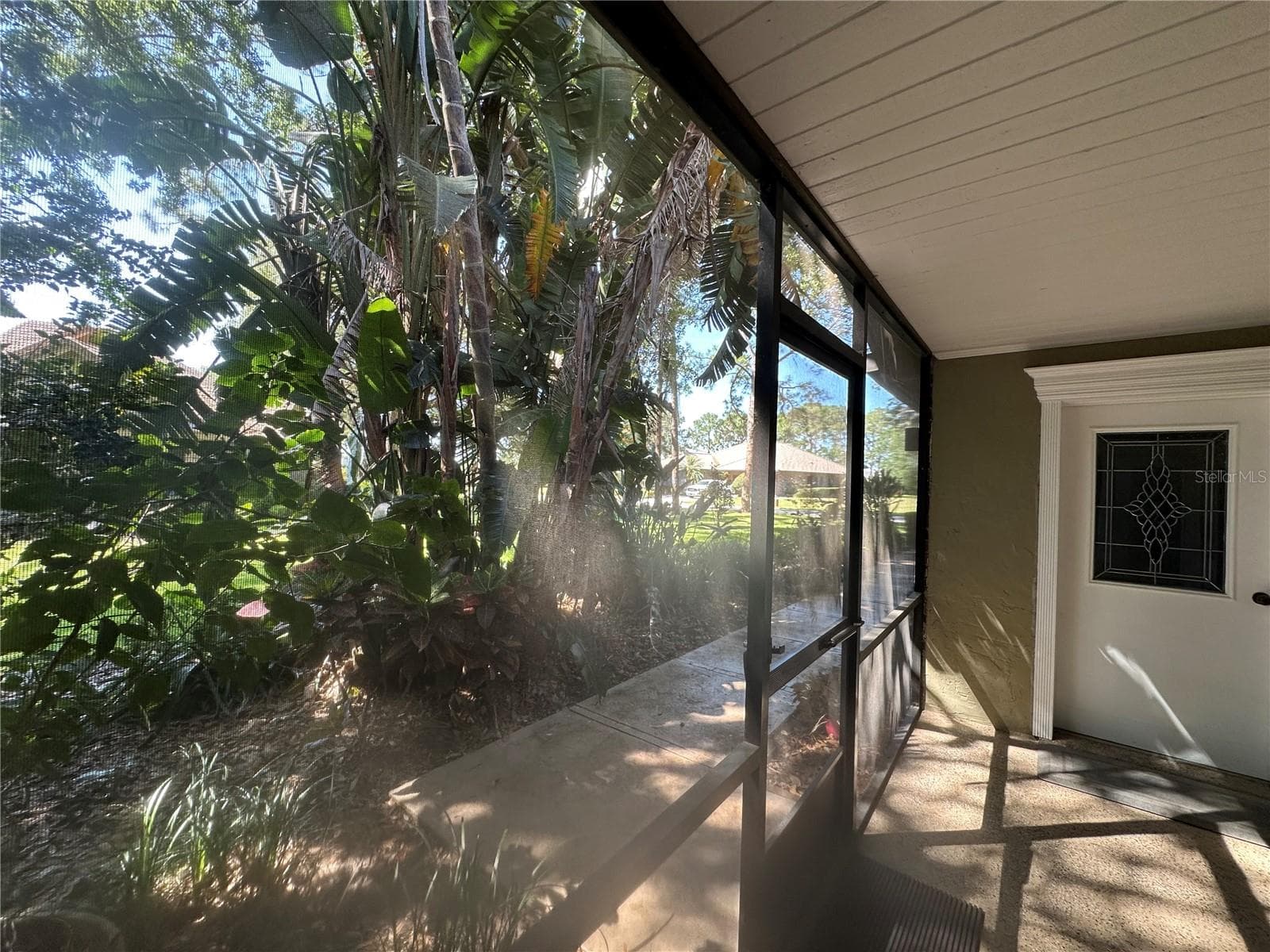 104 Woden Way photo 4