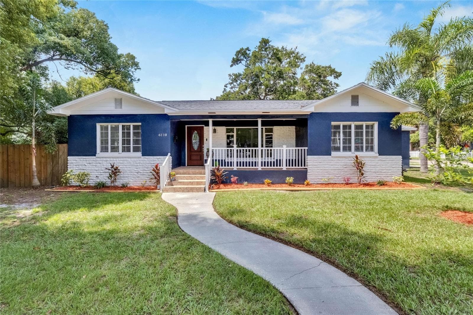 6110 N Suwanee Ave