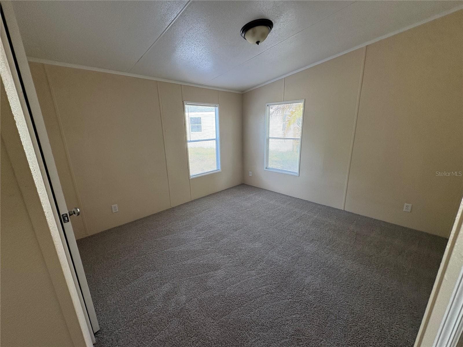 371 Highlands Way photo 4