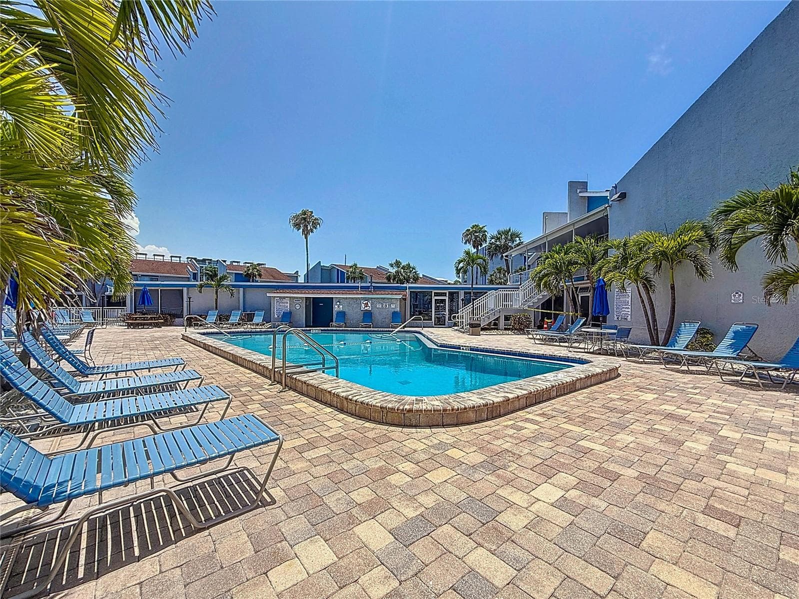 230 Medallion Blvd #G photo 3