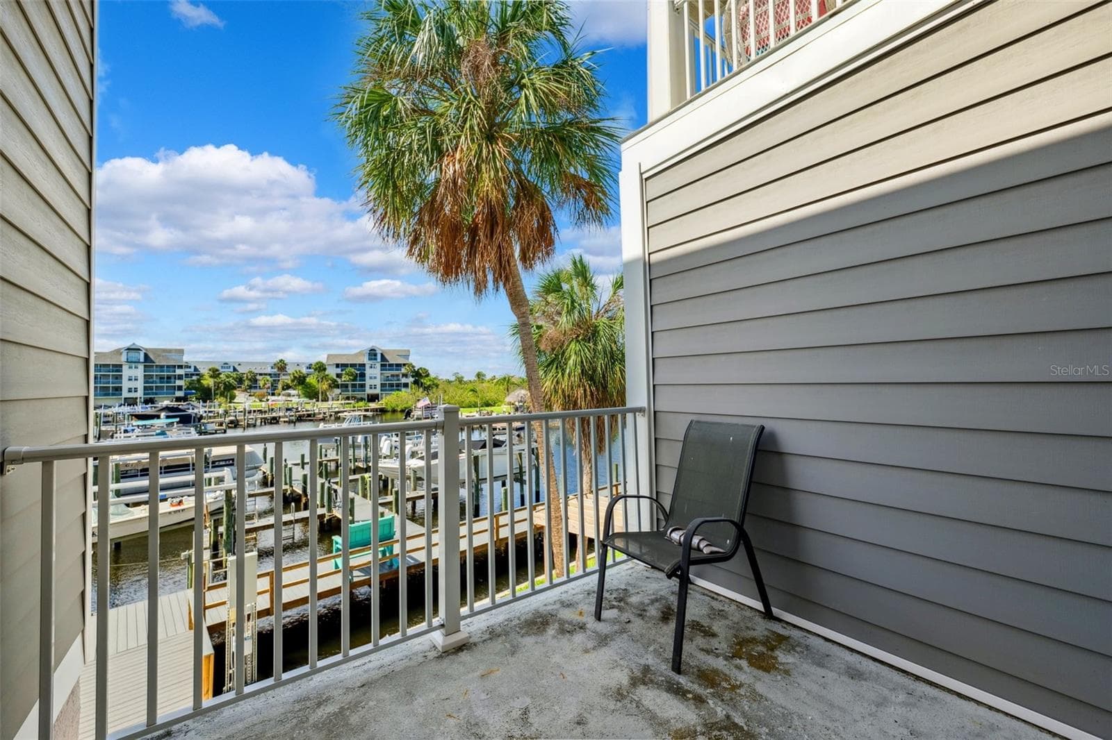 5712 Biscayne CT #103 photo 3