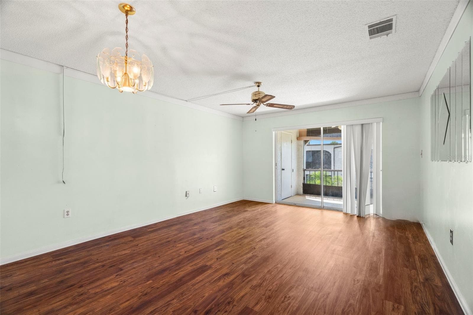 7701 Starkey Rd #504 photo 5