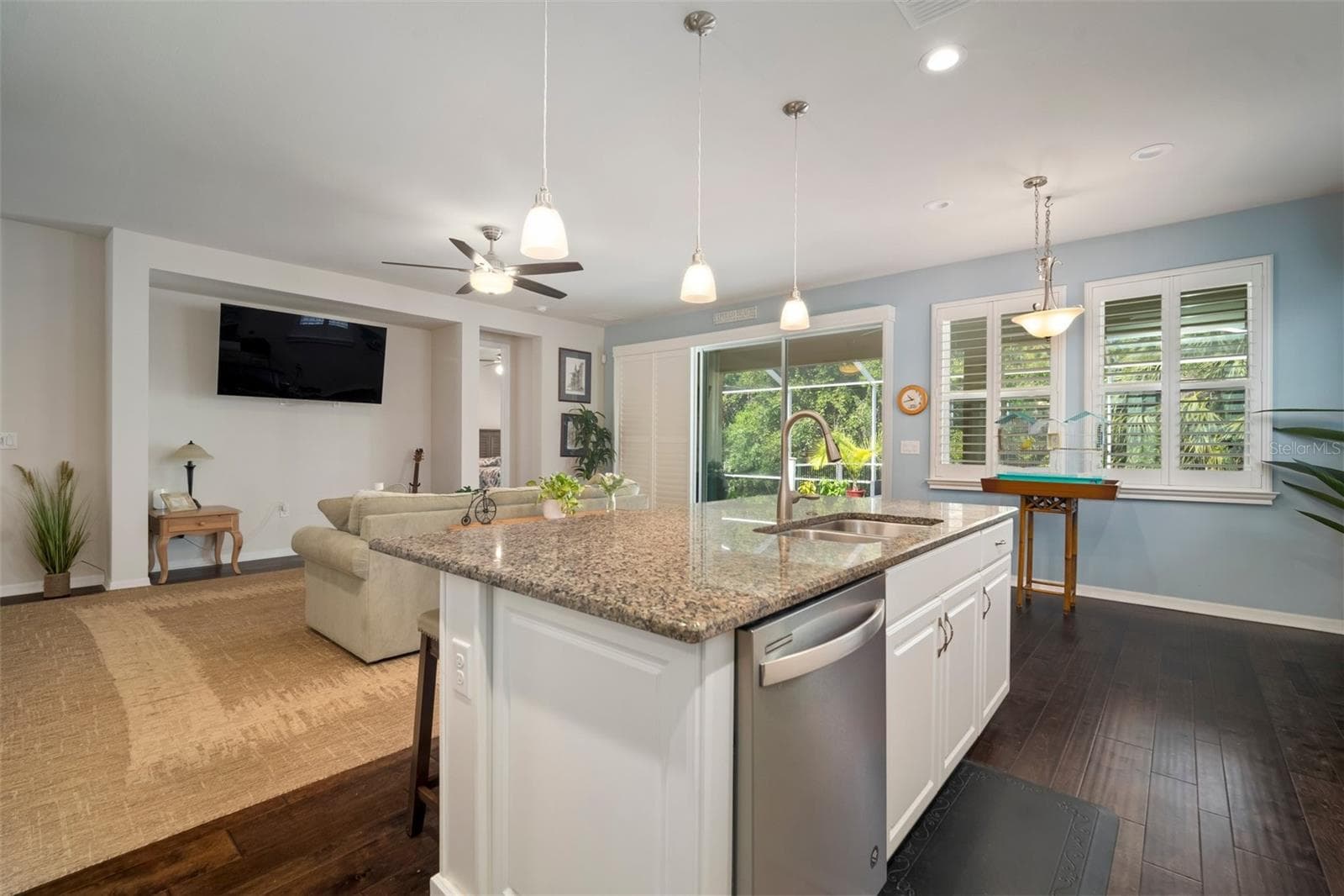5102 Coastal Scene Dr photo 4