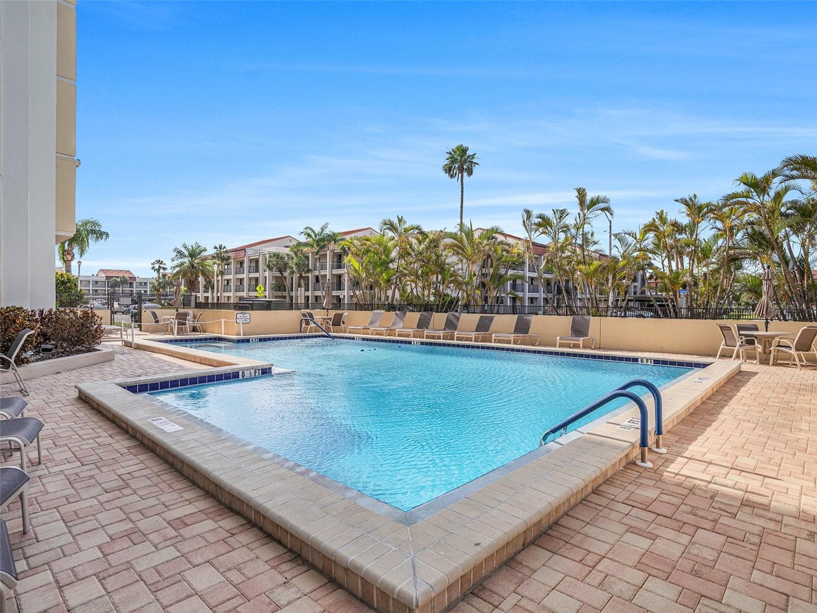 830 S Gulfview Blvd #102 photo 5