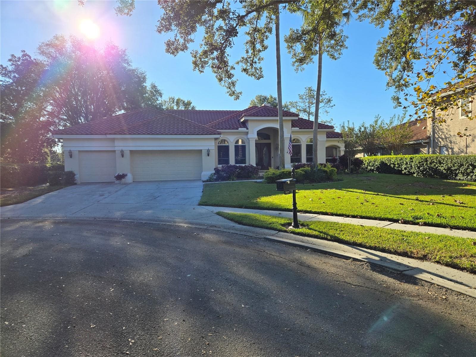9127 Woodridge Run Dr