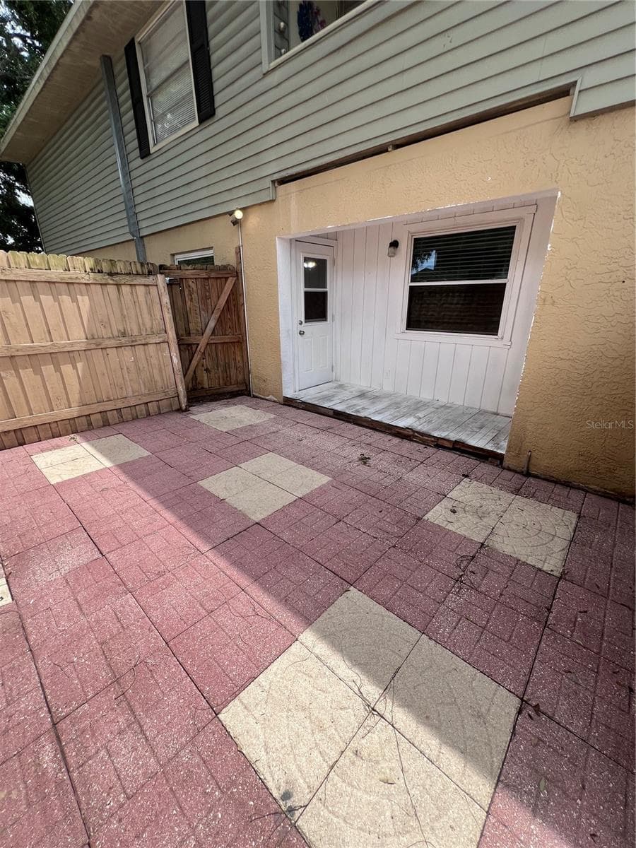 226 Thorn Tree Pl #226 photo 4