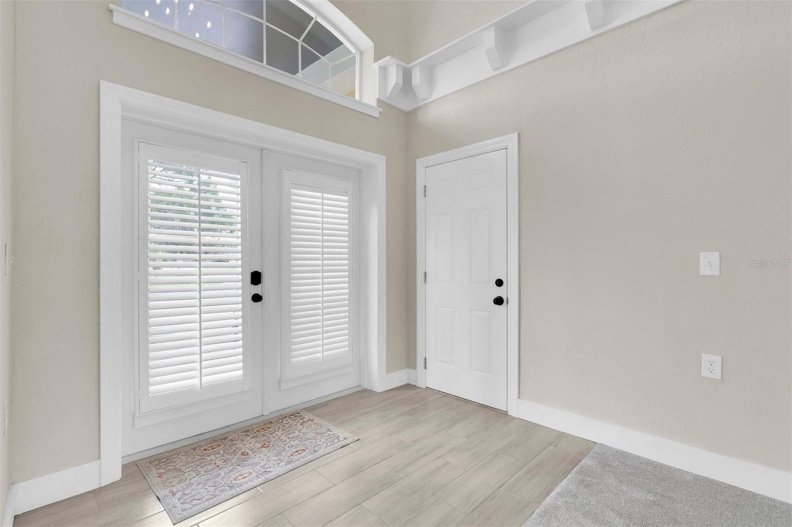 5440 Manatee Point Drive photo 4